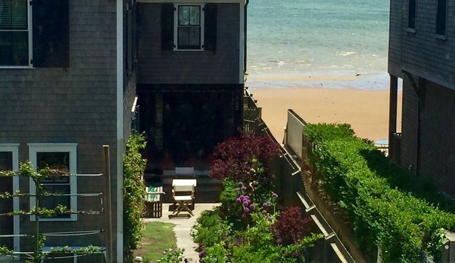 Water View & Beach Access 1 Bedroom in quiet East End