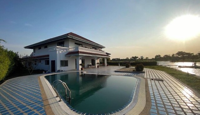 Waterfront Royal Villa