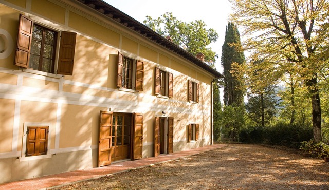 Wedding in Benfenati's villa, with amazing private pool in Tuscany.
