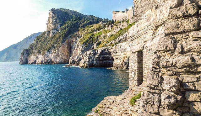 Welcome to this inviting holiday apartment.