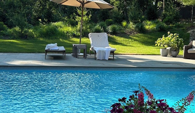 Whispering Pines - Newly Renovated East Hampton Summer Home