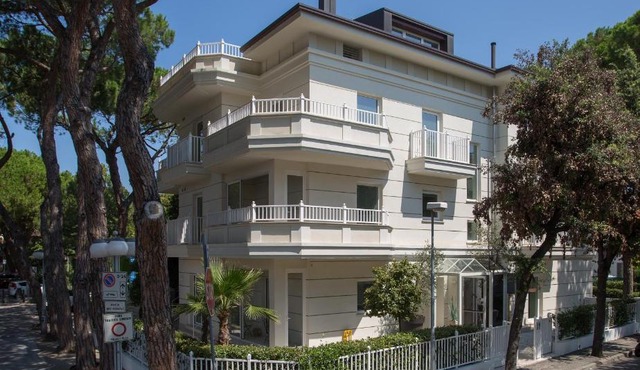 White Suite Riccione