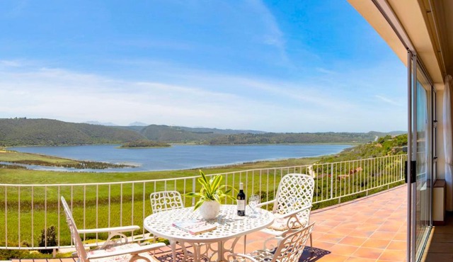 Wilderness Lake View Self-Catering