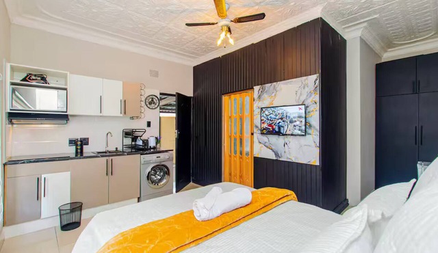 Win Haven Luxury Comfort Suite