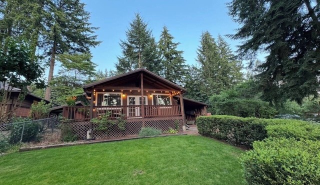 Wine Country Cottage · King Bed · AC