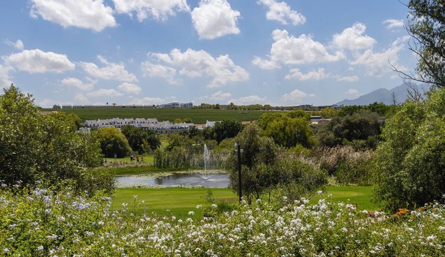 Winelands Golf Lodges at De Zalze