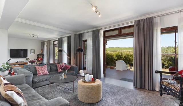 Winelands Golf Lodges 1