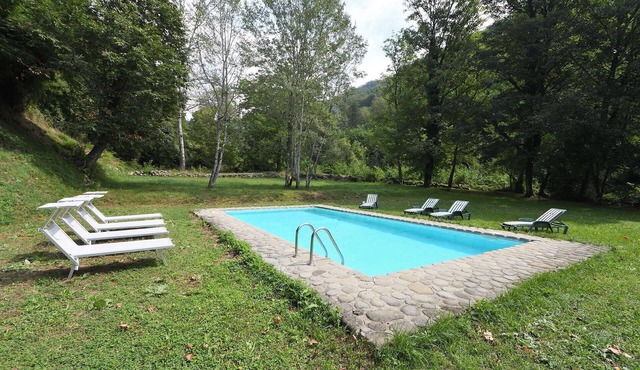 Wonderful private villa for 6 people with private pool, WIFI, TV and pets allowed