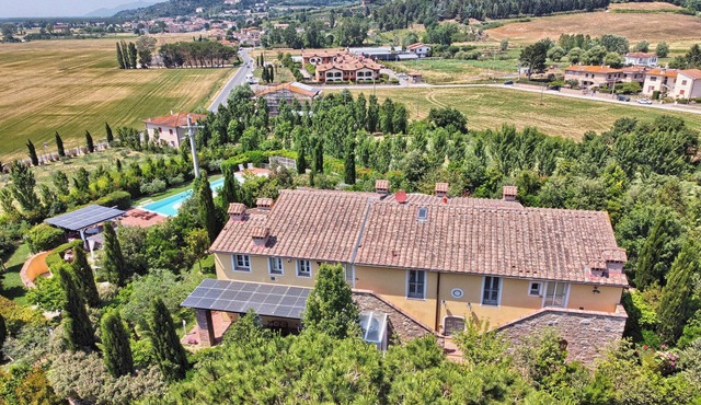 Wonderful Family Suite in Tuscany near Pisa and Florence - Two Bedrooms 4 pl