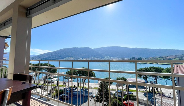 Wonderful lake view apartment on Lake Iseo in Sarnico, near Bergamo
