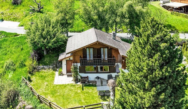 Wonderful private villa for 6 people with WIFI, TV, balcony and pets allowed