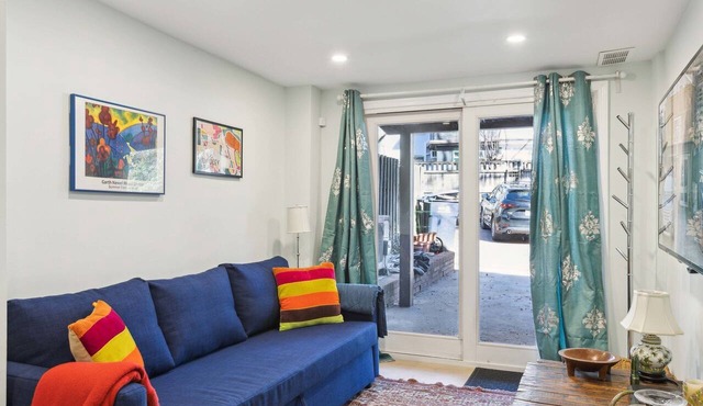 Woodley Wayfarer: Walk to Zoo + On Premise Parking