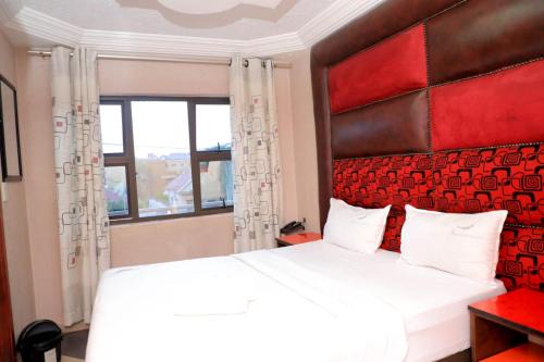 Yeoville Hotel