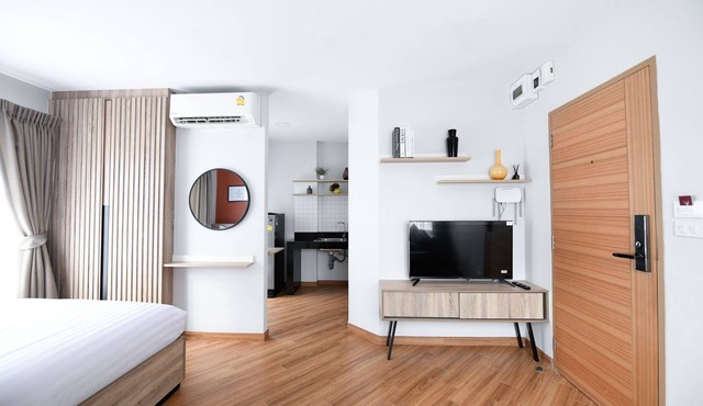 You Hotel