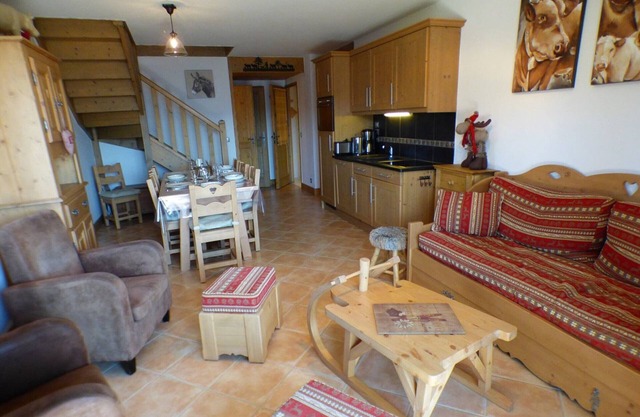 Duplex 4-room with indoor pool, parking, 8 people, near Les Saisies