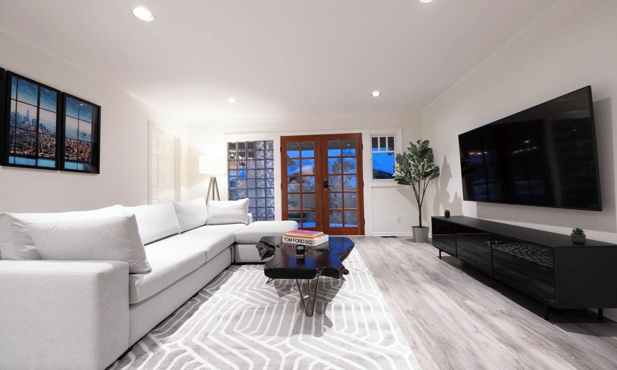 Upper Lonsdale House | Boutique home in North Vancouver