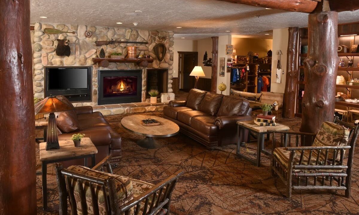 Onalaska House | Stoney Creek Onalaska, Theme Suite, Dry Bar, Whirlpool | 3 Units