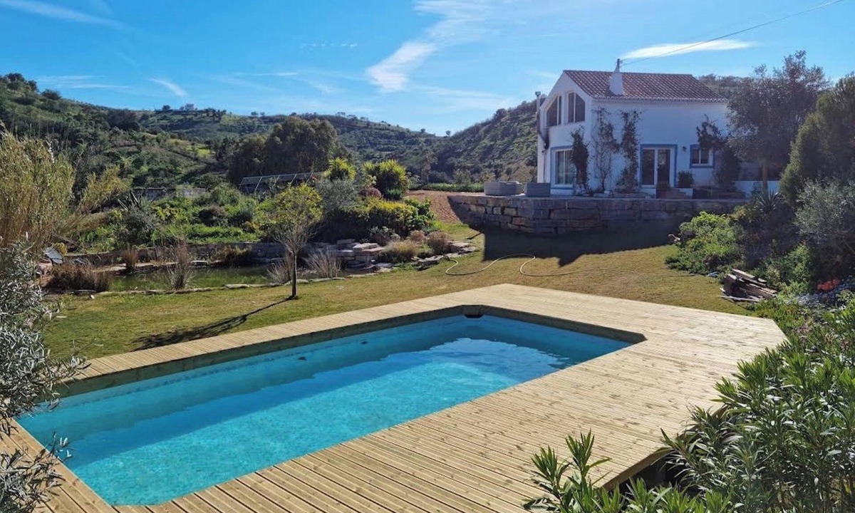 Fonte do Bispo House | Pool - Parking - Bbq - Garden - WiFi - Sleeps 7