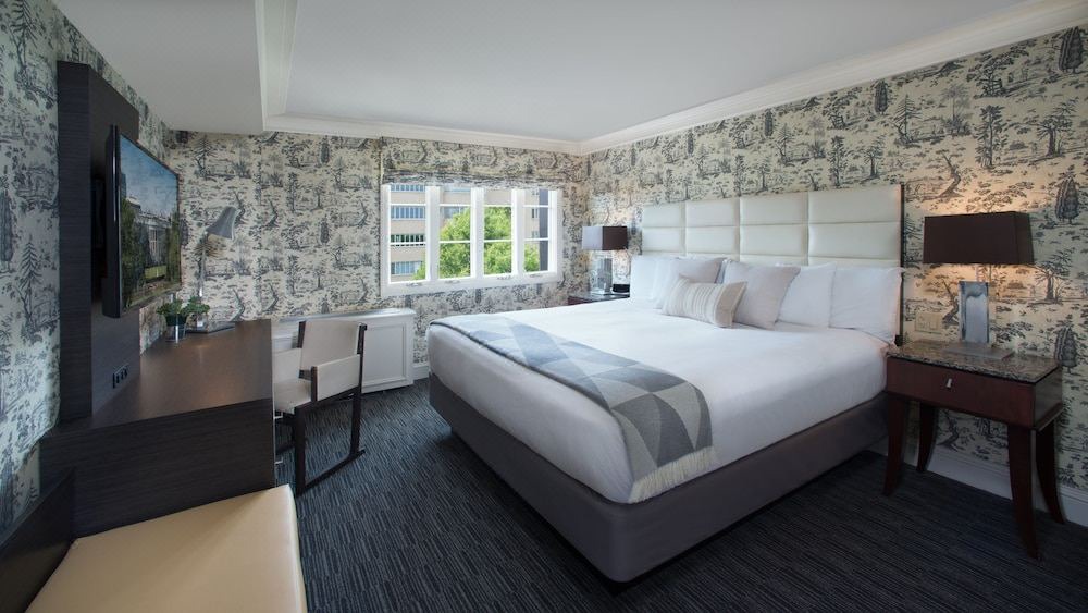 Photo of Bedroom in Kalorama Heights