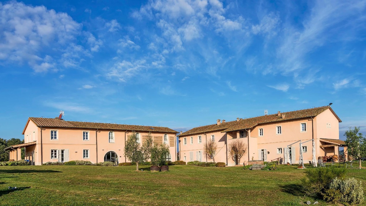 Photo of Buildings in Pontedera