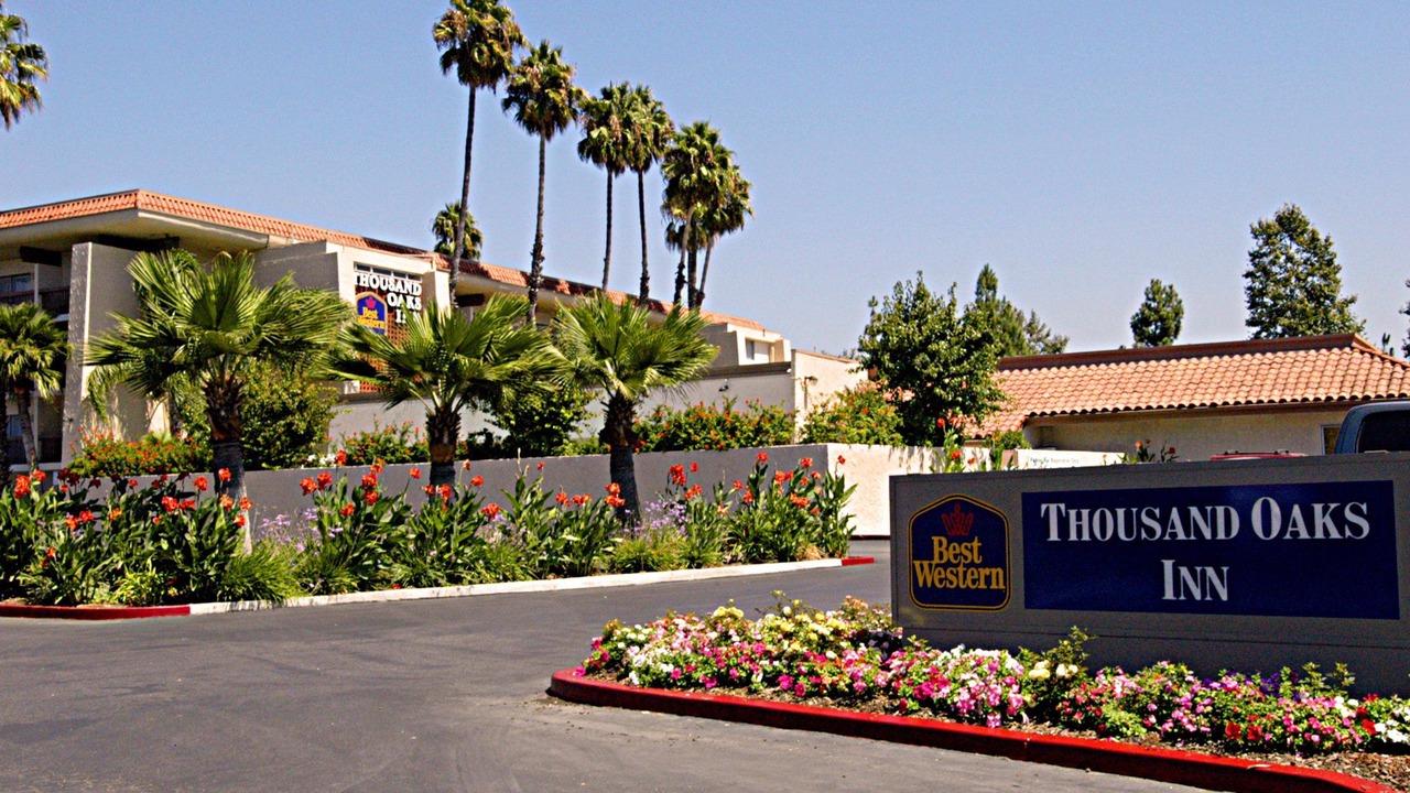 Photo of Buildings in Thousand Oaks