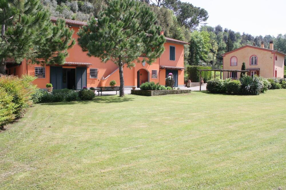 Photo of Outdoor in Montopoli in Val d'Arno