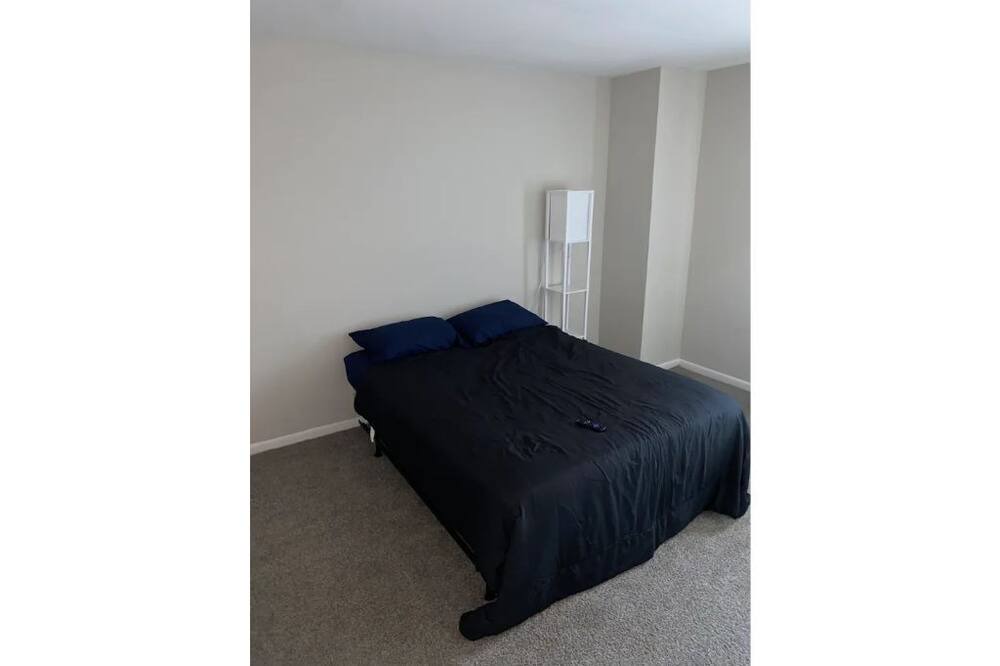 Photo of Bedroom in Laurel