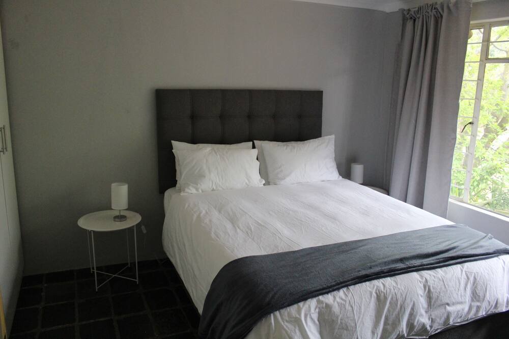 Photo of Bedroom in Krugersdorp