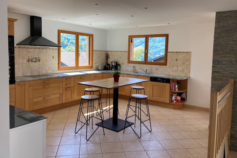 Photo of Kitchen in Albertville
