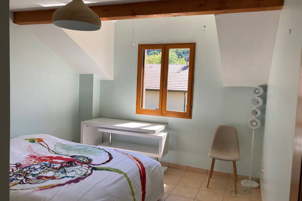 Photo of Bedroom in Albertville