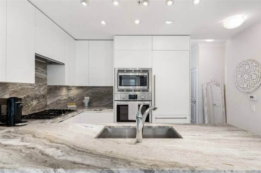 Photo of Kitchen in Lower Lonsdale