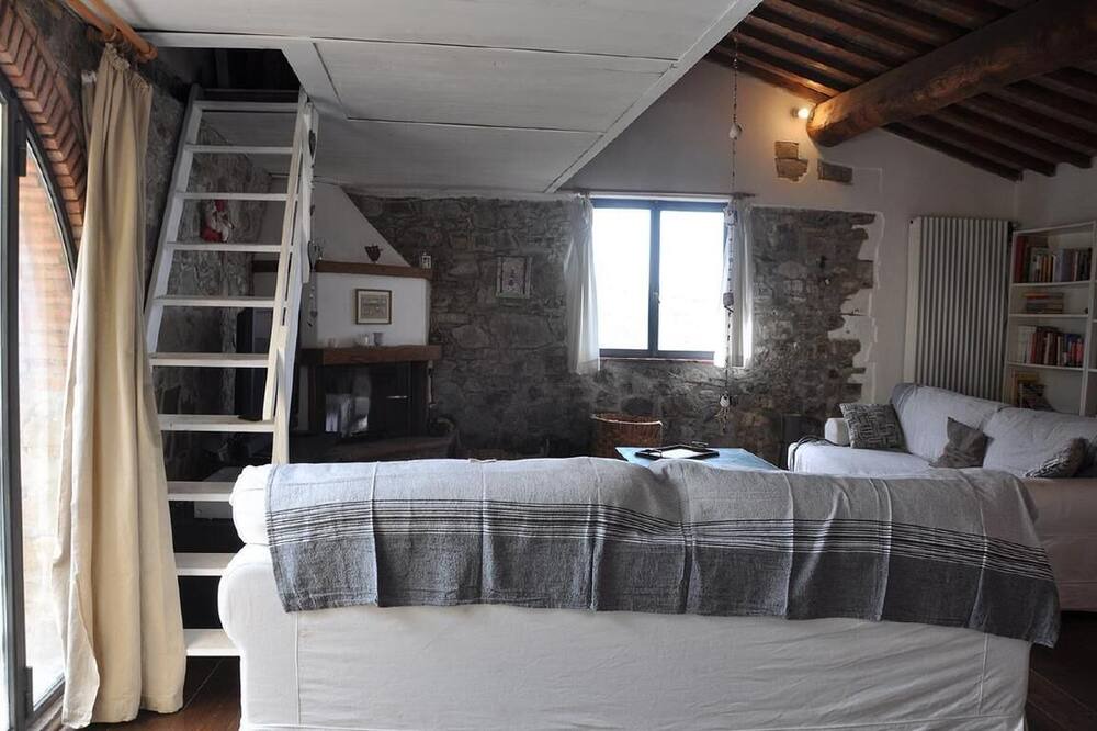 Photo of Bedroom in Casellina