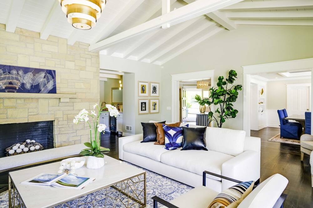 Photo of Livingroom in Santa Barbara