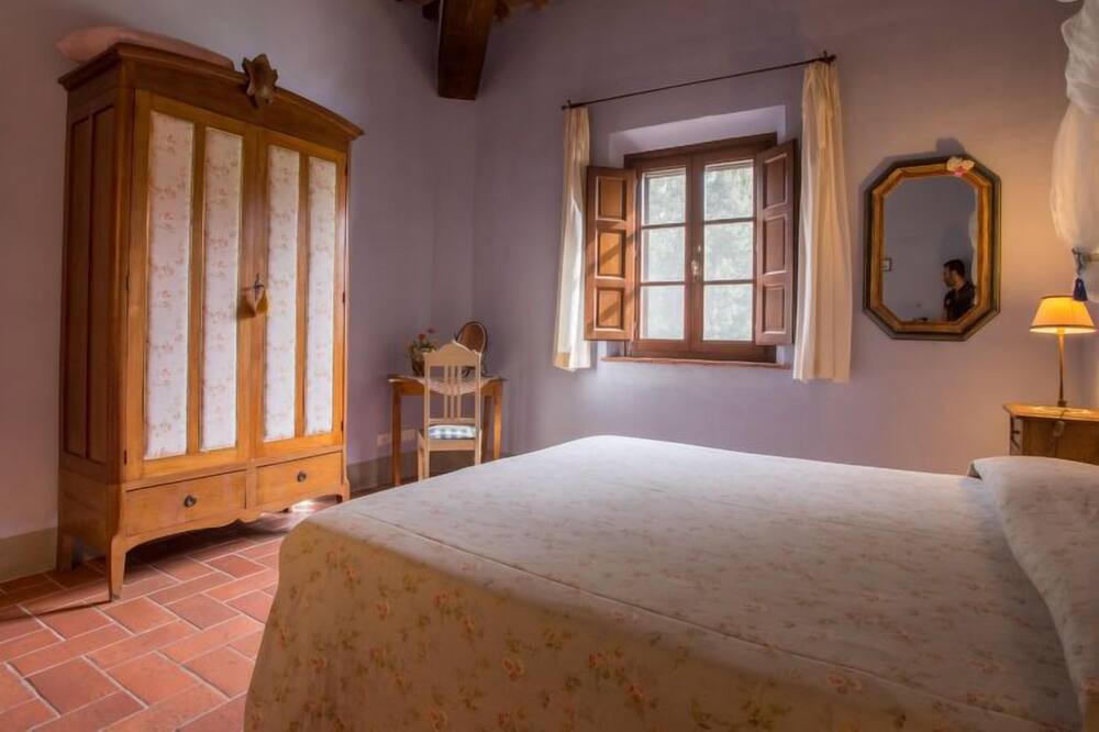 Photo of Bedroom in Peccioli