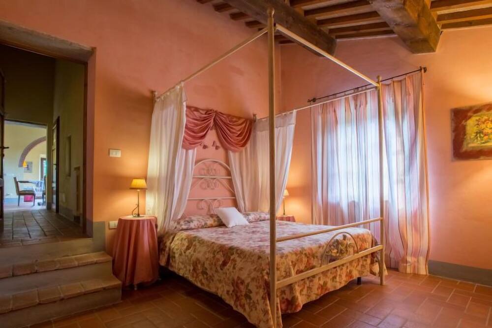 Photo of Bedroom in Peccioli