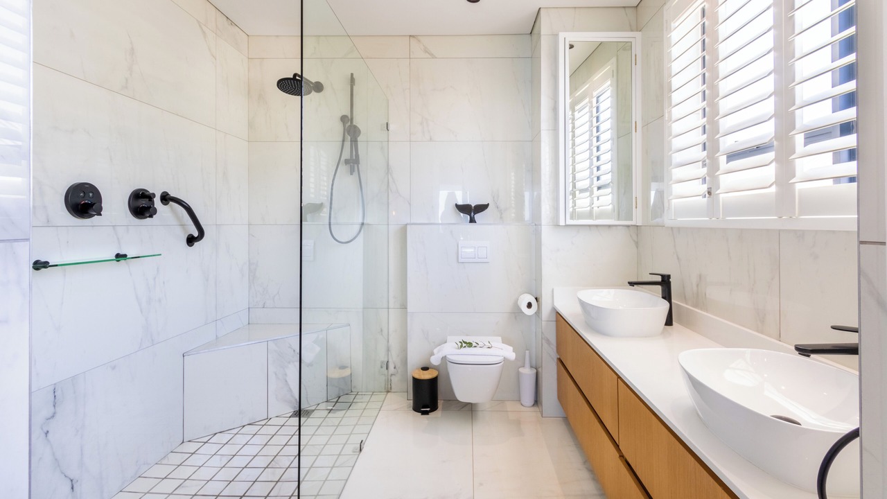 Photo of Bathroom in Hermanus City-Centre