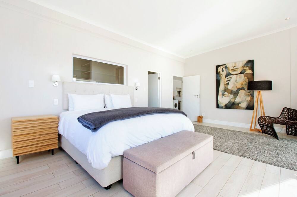 Photo of Bedroom in Kommetjie