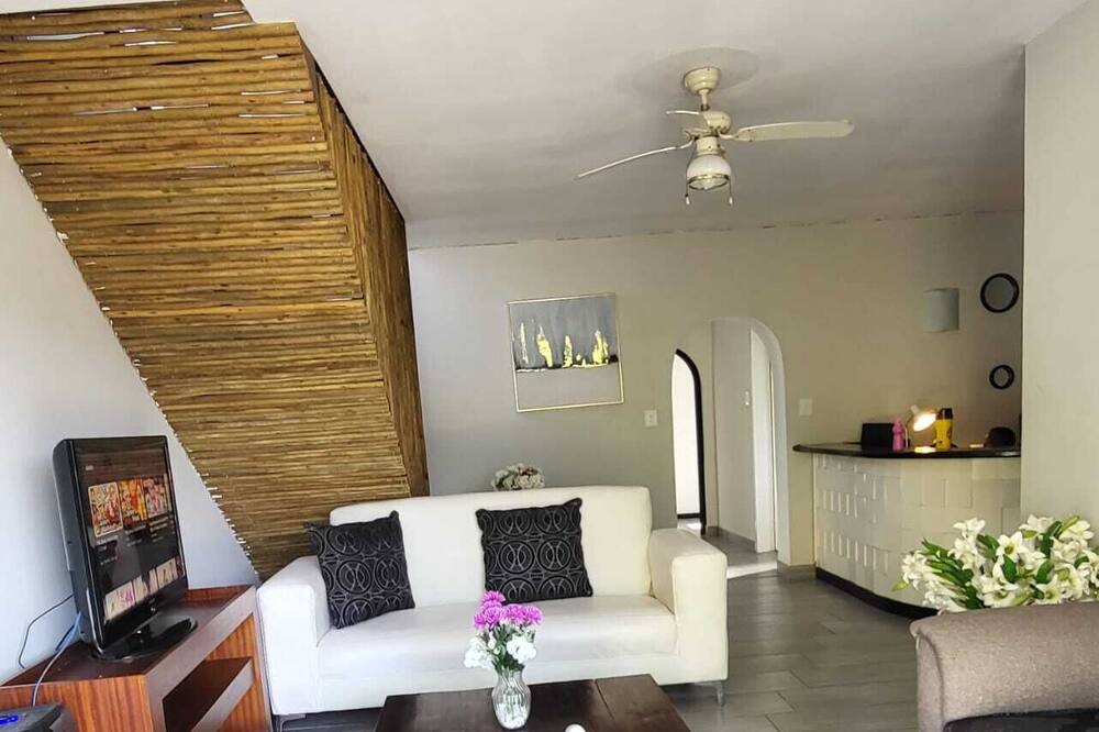 Photo of Livingroom in Randpark Ridge
