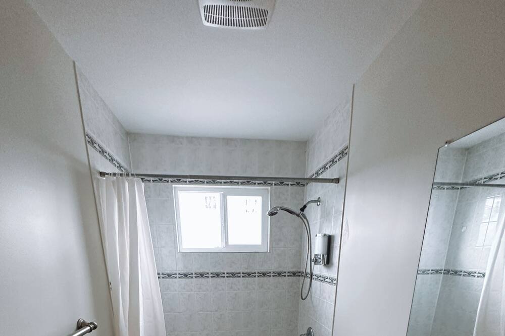 Photo of Bathroom in Fraserview