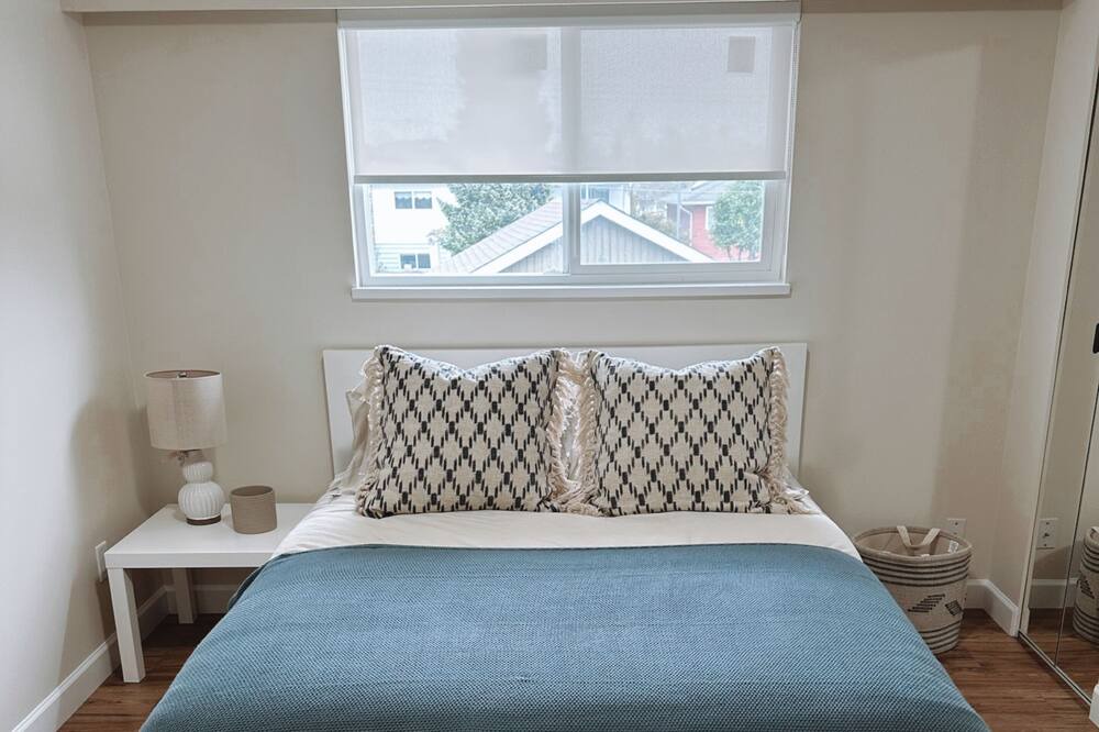 Photo of Bedroom in Fraserview