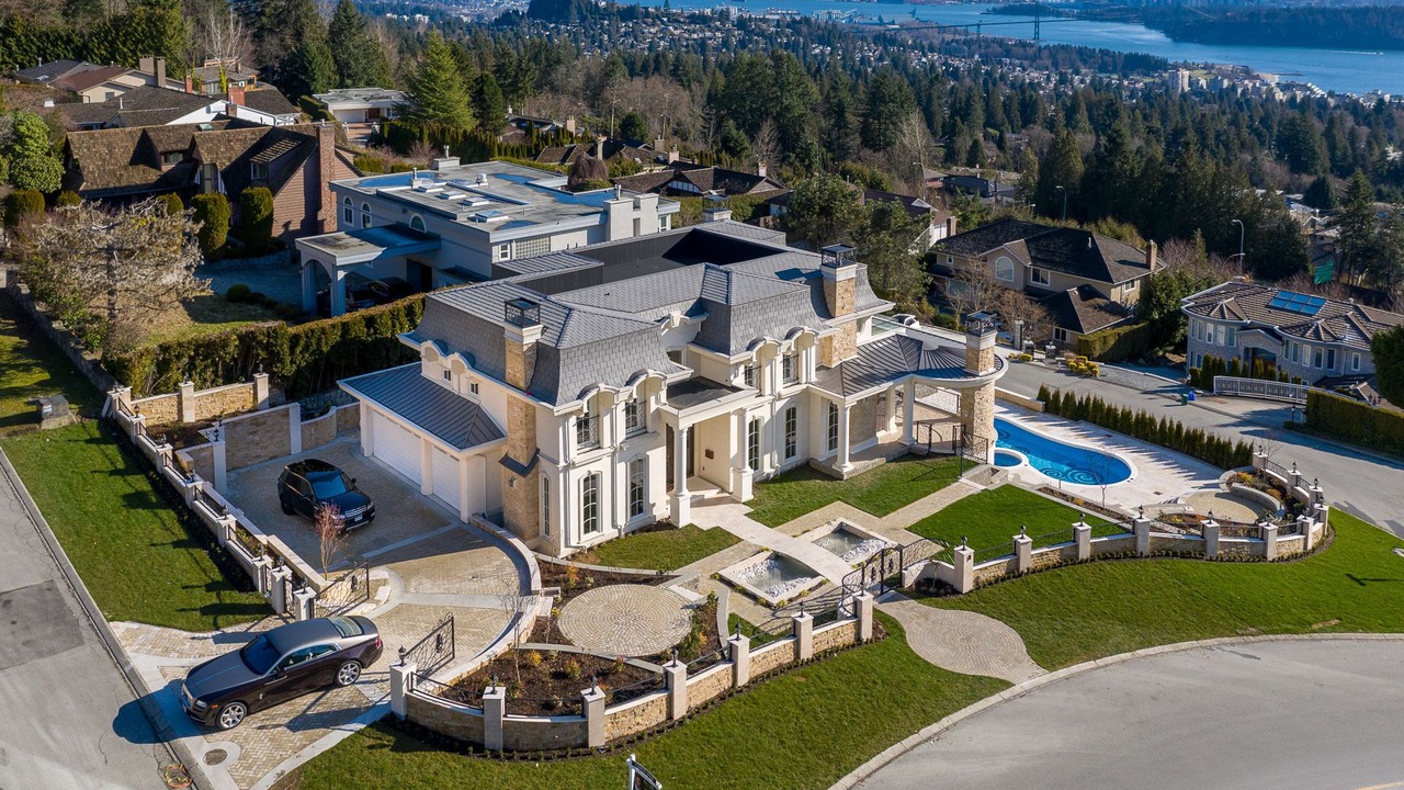 Photo of Outdoor in West Vancouver