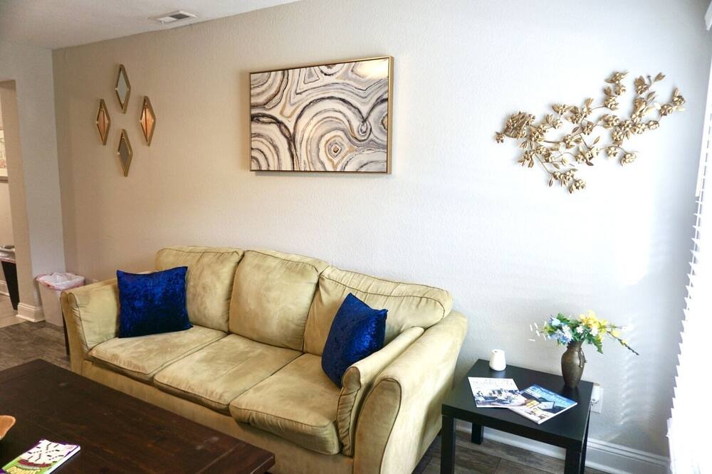 Photo of Livingroom in Villa Heights