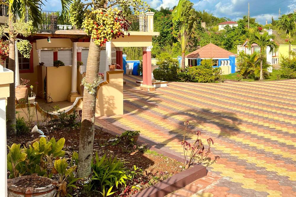 Photo of Outdoor in Porus