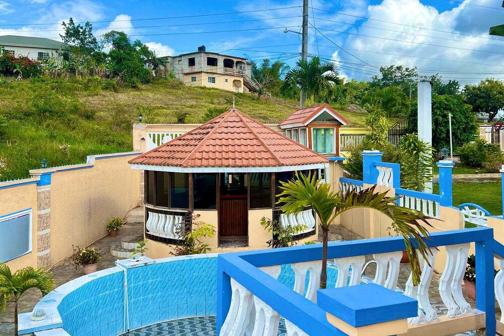 Photo of Outdoor in Porus