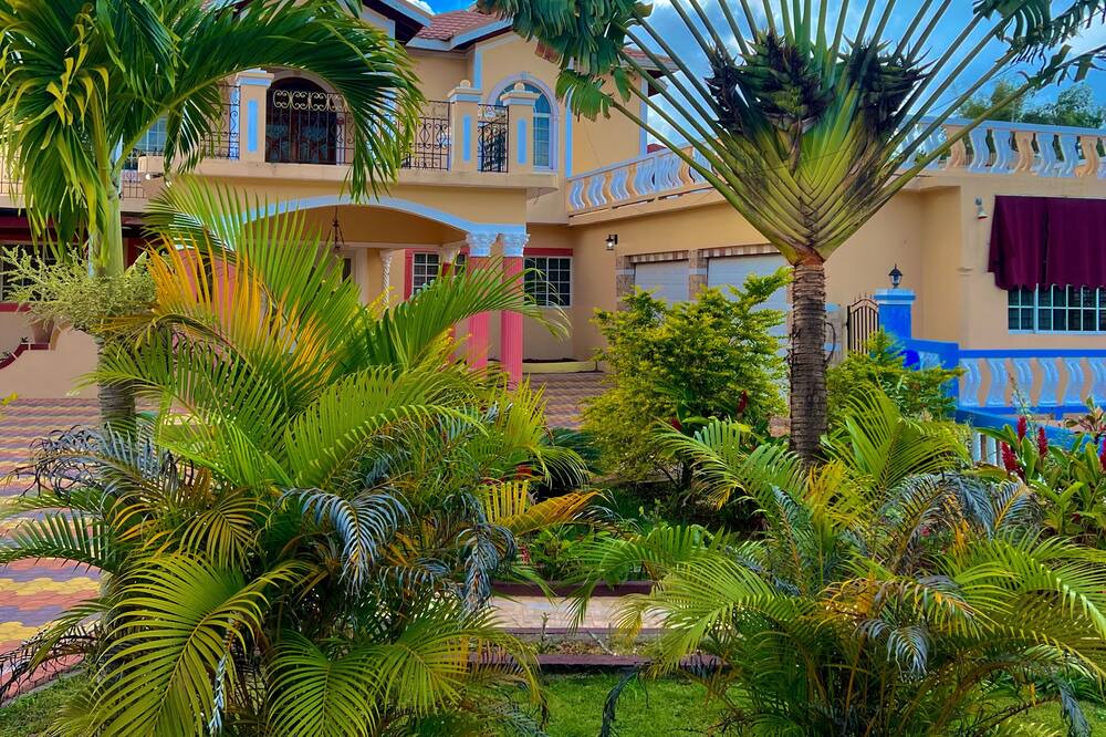 Photo of Outdoor in Porus
