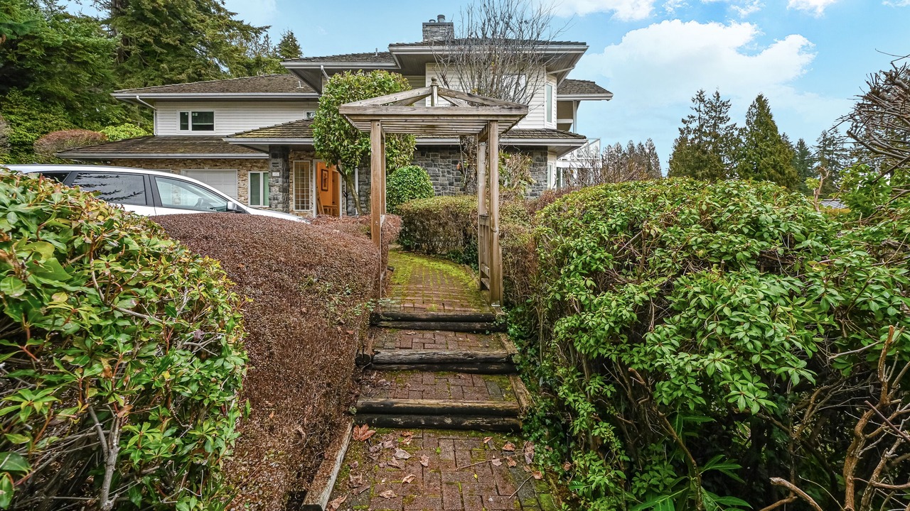 Photo of Outdoor in West Vancouver