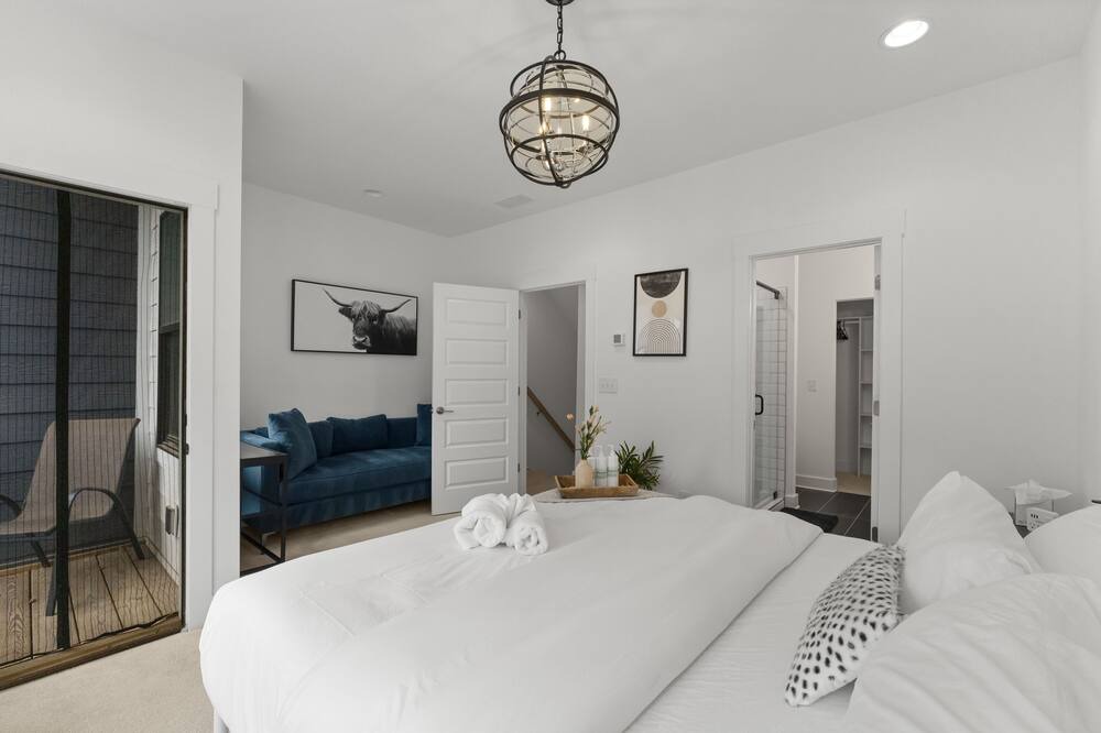 Photo of Bedroom in Plaza Midwood
