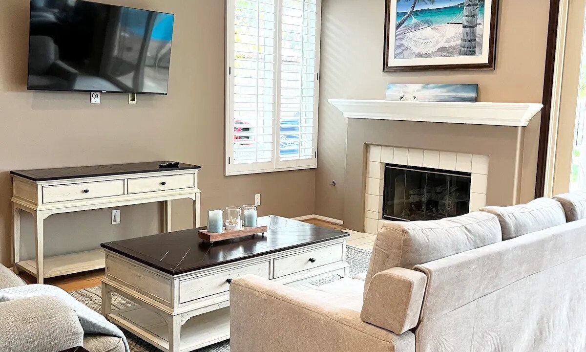 Photo of Livingroom in Camarillo