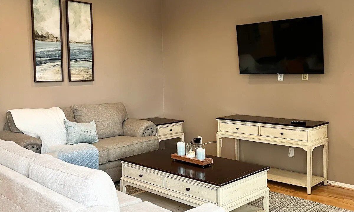 Photo of Livingroom in Camarillo
