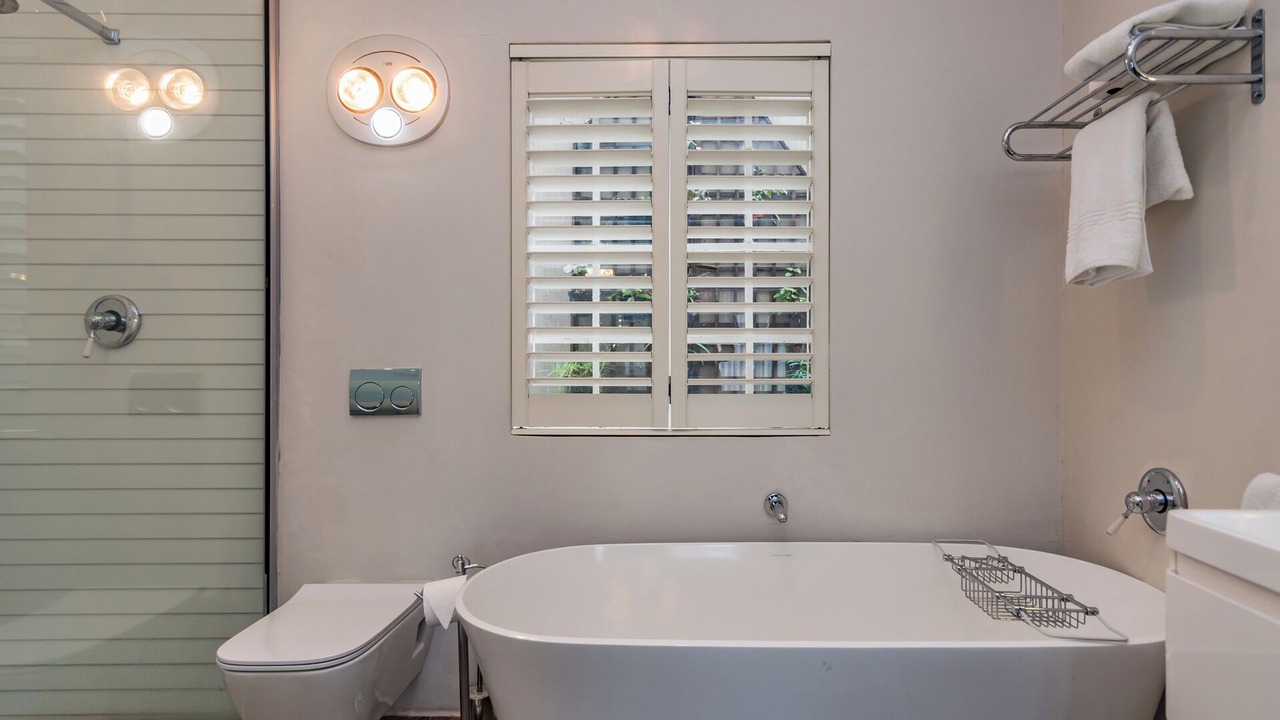 Photo of Bathroom in Greater Johannesburg Metropolitan Area
